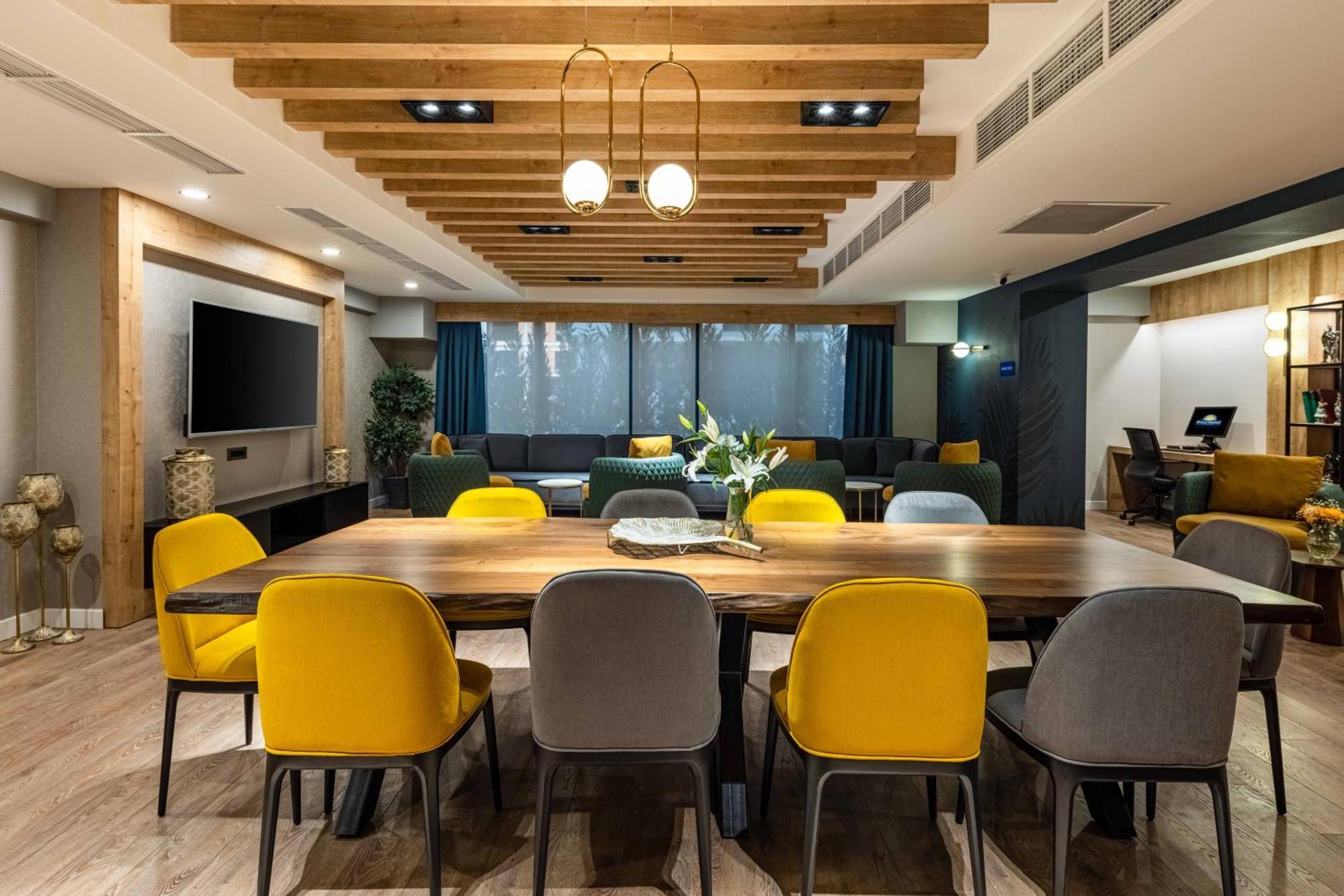 Days Inn & Suites By Wyndham Istanbul Esenyurt, Istanbul
